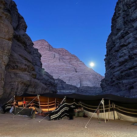 Wadi Rum Desert Secret Camp Вади Рум Екстериор снимка