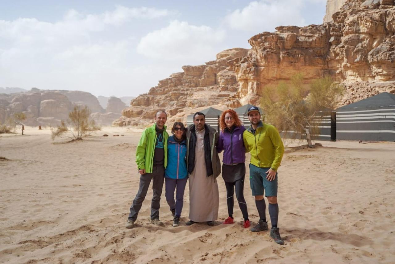 Wadi Rum Desert Secret Camp Вади Рум Екстериор снимка