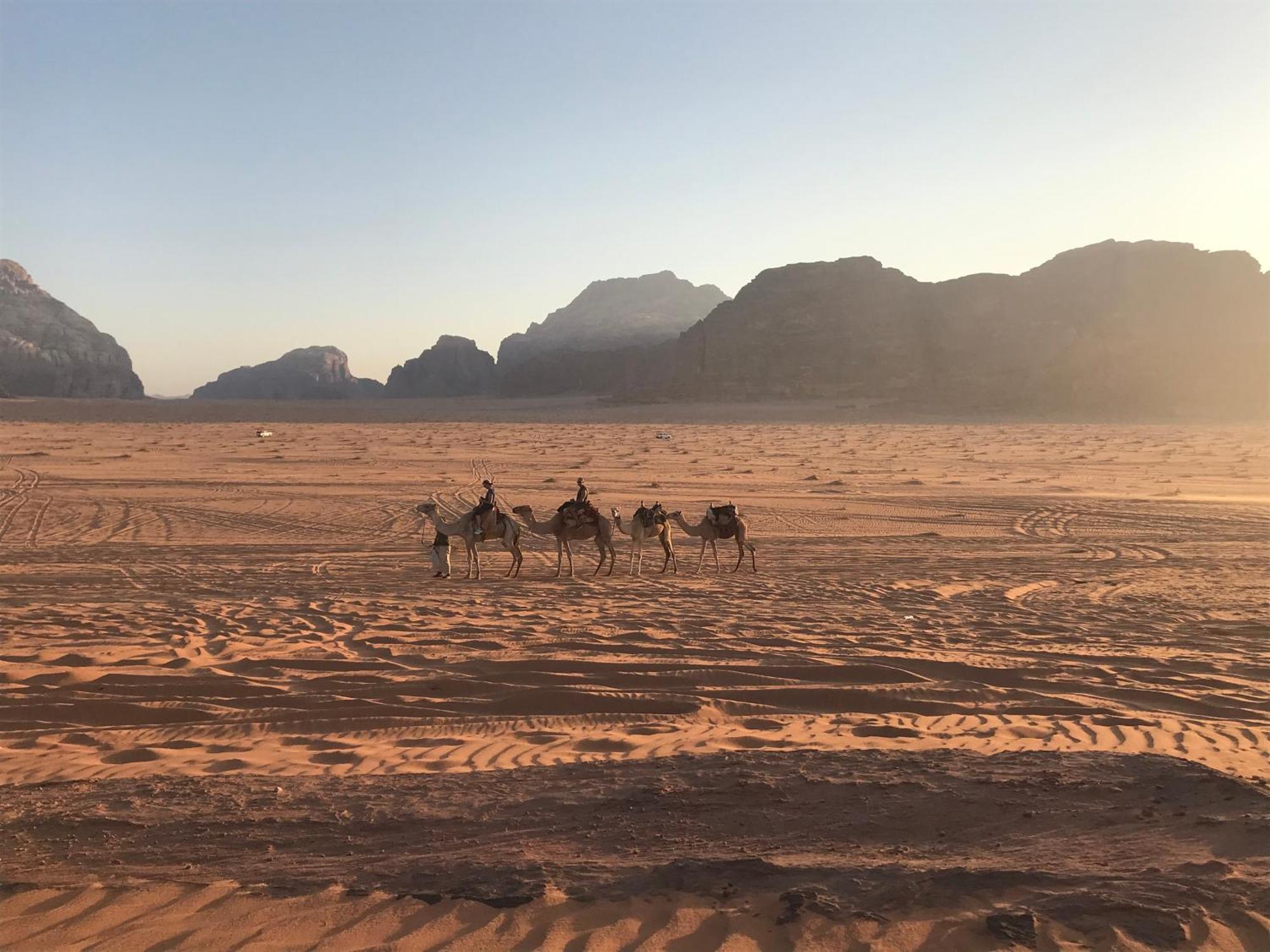 Wadi Rum Desert Secret Camp Вади Рум Екстериор снимка