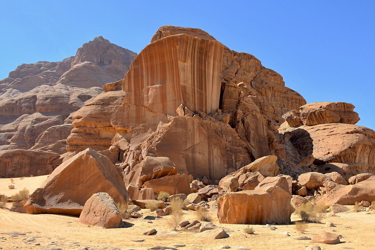 Wadi Rum Desert Secret Camp Вади Рум Екстериор снимка